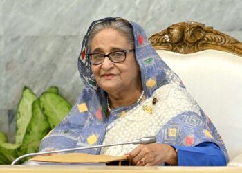 নৌকার প্রার্থীর পাশাপাশি দলের যেকোনো নেতা স্বতন্ত্র প্রার্থী হতে পারবেন: শেখ হাসিনা