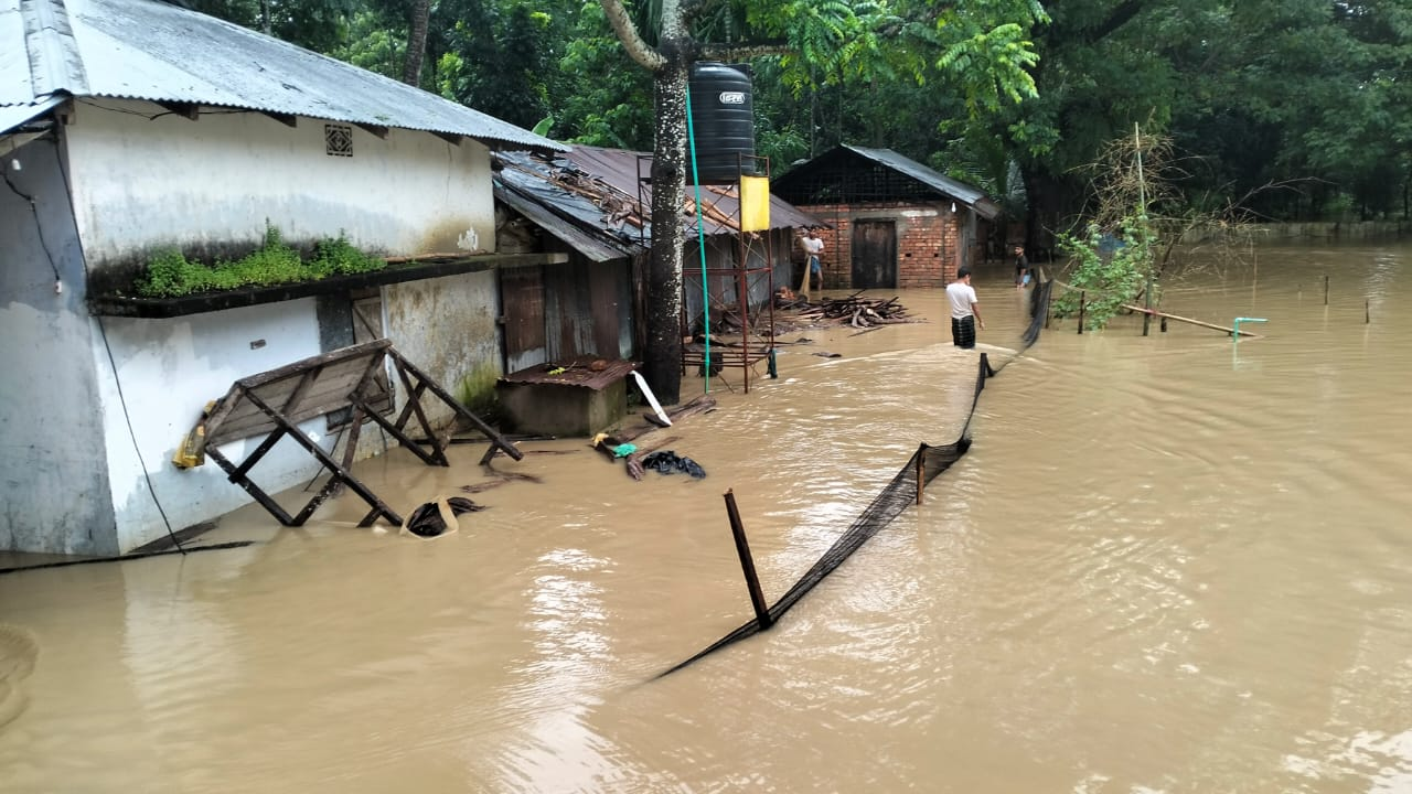 টানা বর্ষণ ও পাহাড়ী ঢলে বাঁশখালীর পূর্বাঞ্চল প্লাবিত
