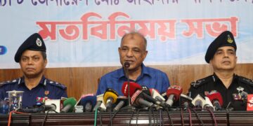 আমাদের ভুল হলে ধরিয়ে দেবেন : স্বরাষ্ট্র উপদেষ্টা